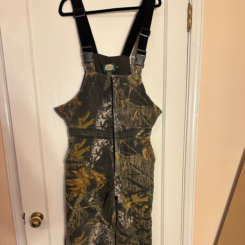 Cabelas bibs youth size 2xl